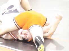Wrestler Loves Getting Teabagged