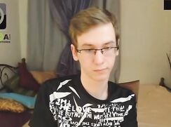 Uncut Blond Geek Webcam Shows