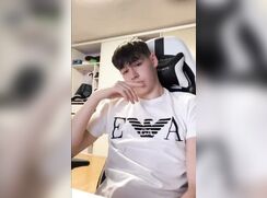 Young camwanker full of man meat