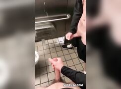 Toilet Amateur Guy Jerks Off