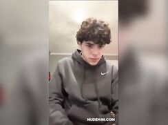18yo Teen Masturbation